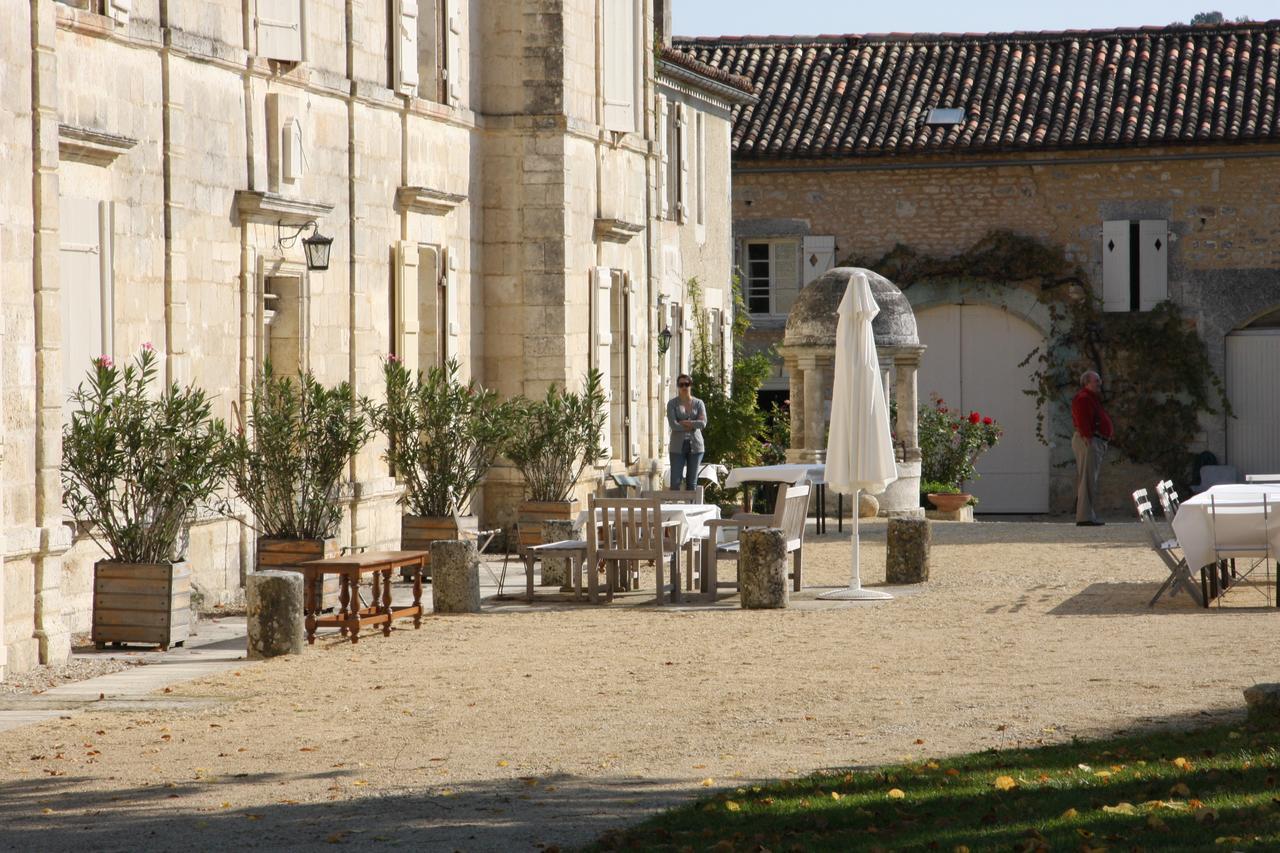Chateau Manoir De La Leche Touvre Exterior photo