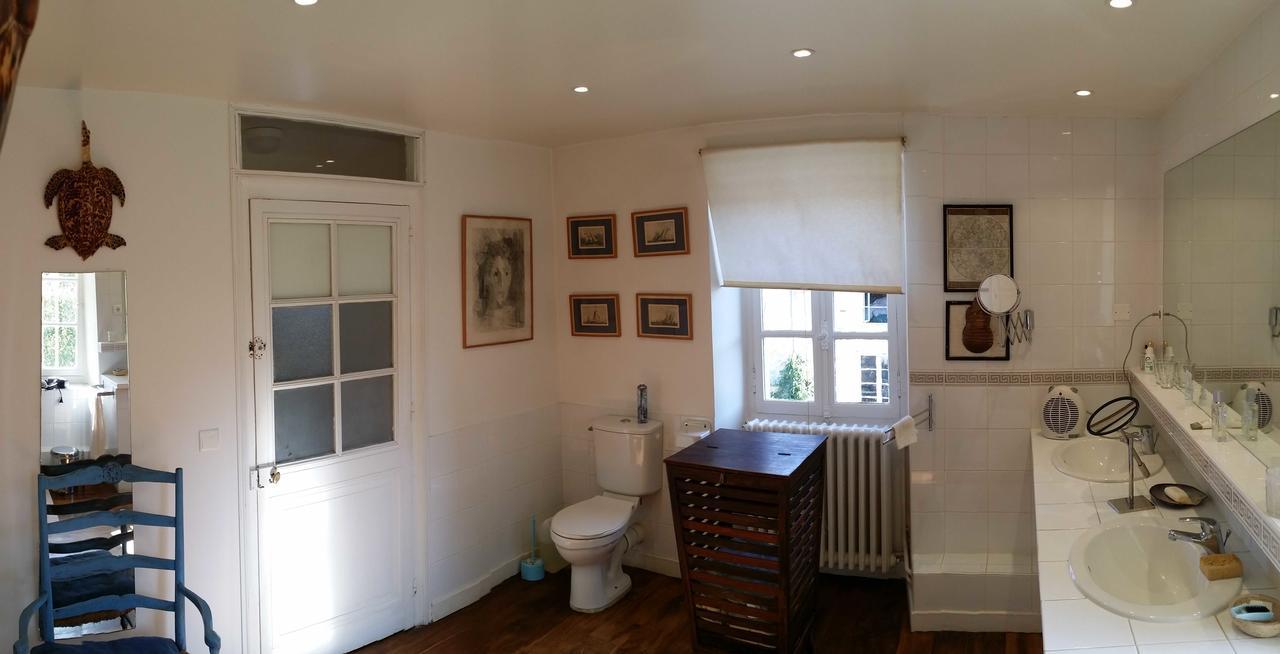 Chateau Manoir De La Leche Touvre Room photo